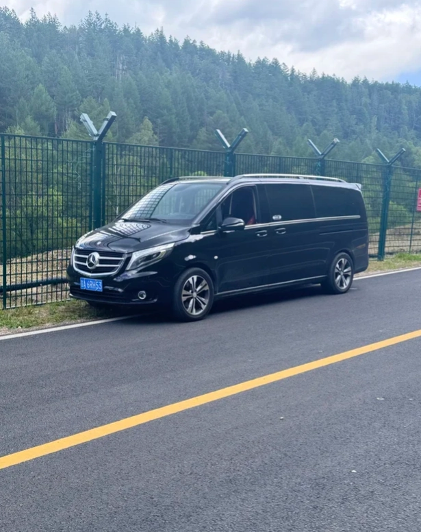 Yanji car hire with driver