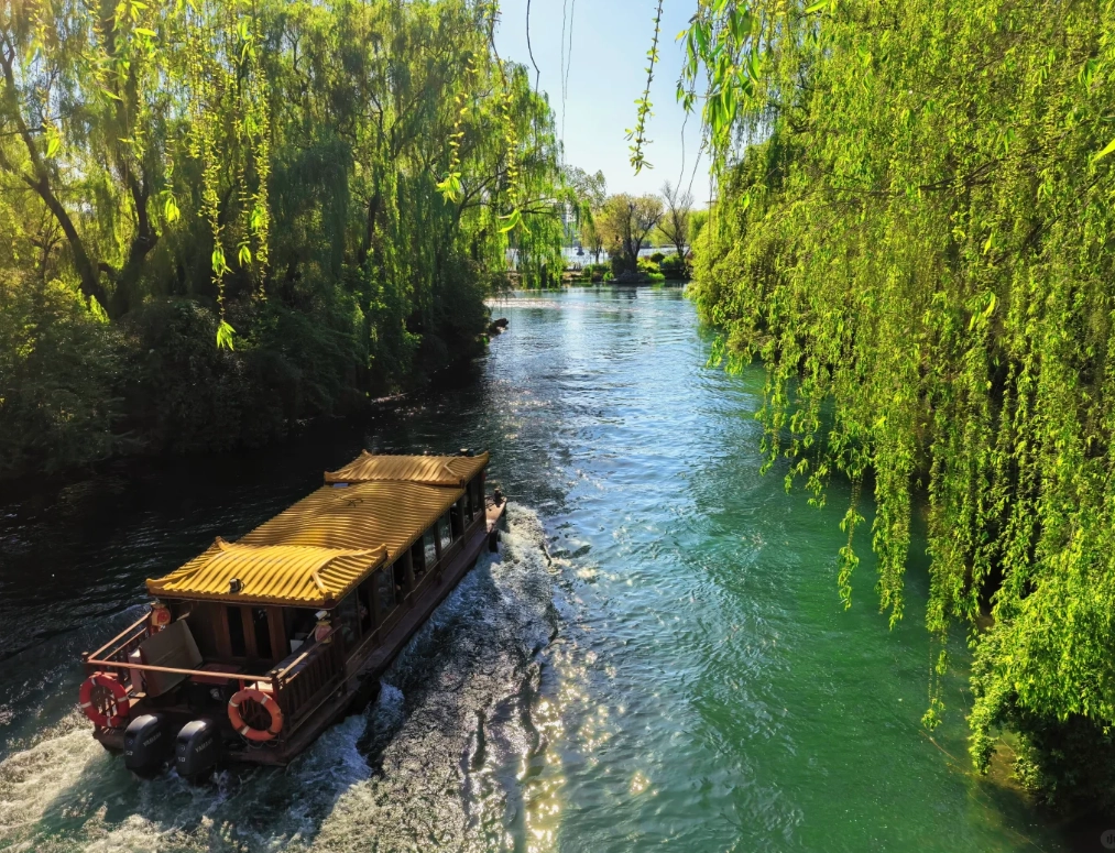 English speaking guide Qingdao