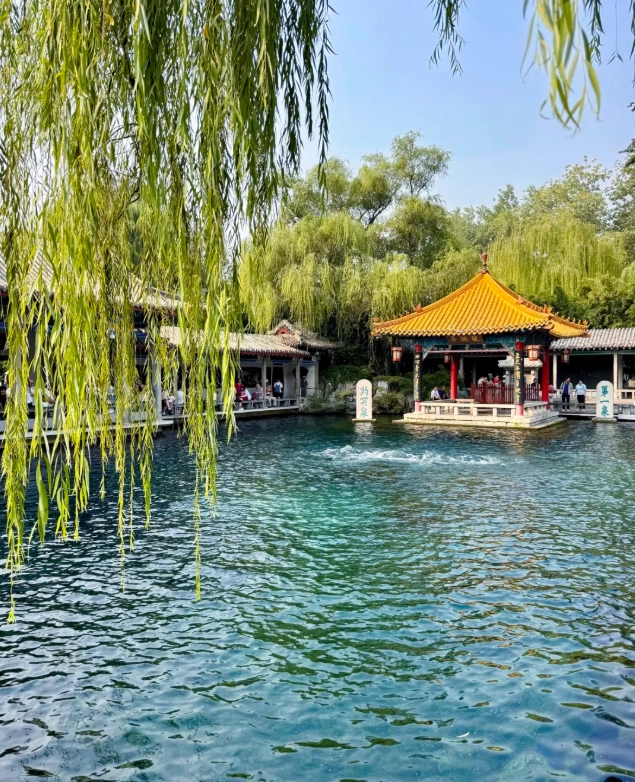 Shandong English Speaking Guide: Skip the Ticket Queues