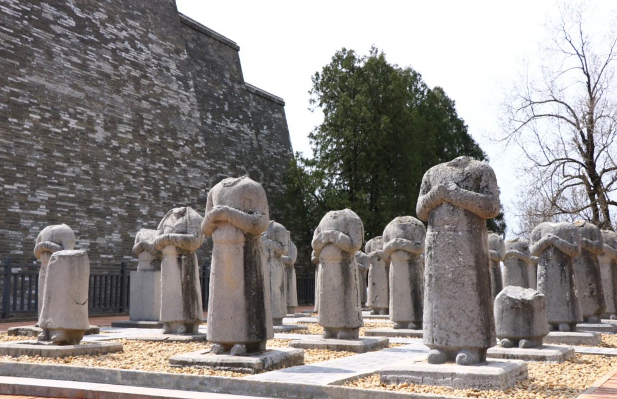 Photo of Qianling Mausoleum