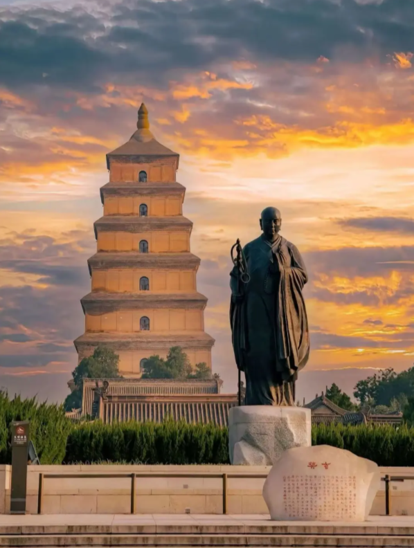 Photo of Giant Wild Goose Pagoda · Tang Dynasty Ever-Bright City